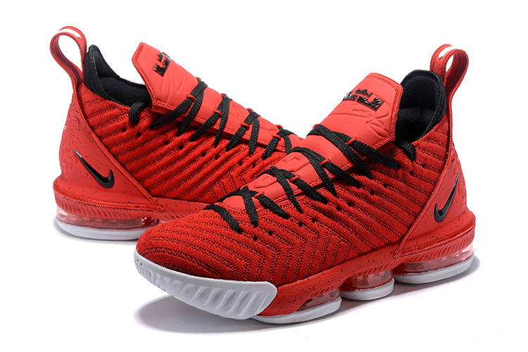 tenis lebron james feminino